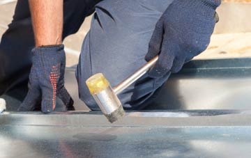 Dihewyd metal flat roofing repairs